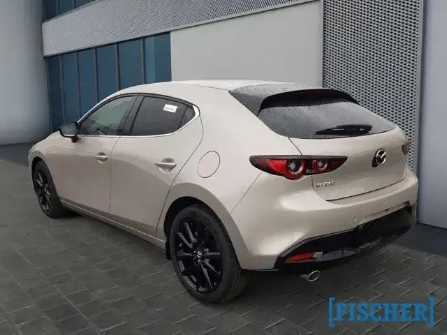 Neu Mazda 3 Homura-Line 140 PS (102 kW) 2025 Gold Limousine