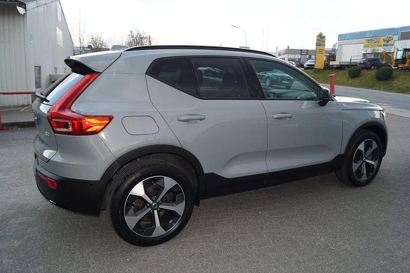 Gebraucht Volvo XC40 Plus 163 PS (119 kW) 2025 Grau SUV