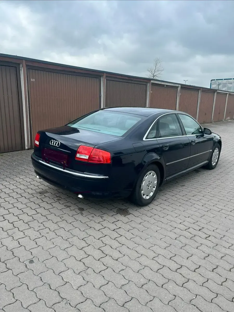 Gebraucht Audi A8 Comfort 232 PS (170 kW) 2004 Blau Limousine