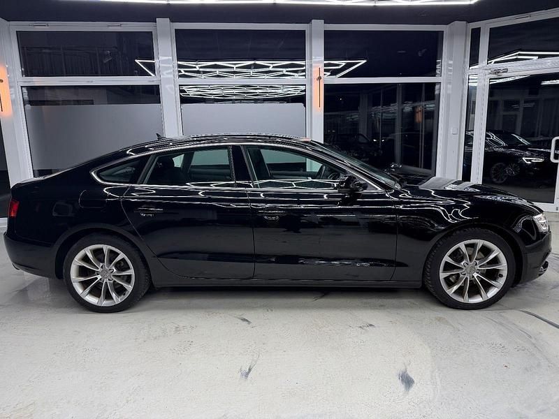 Gebraucht Audi A5 Sportback Business 144 PS (105 kW) 2015 Schwarz Kleinwagen