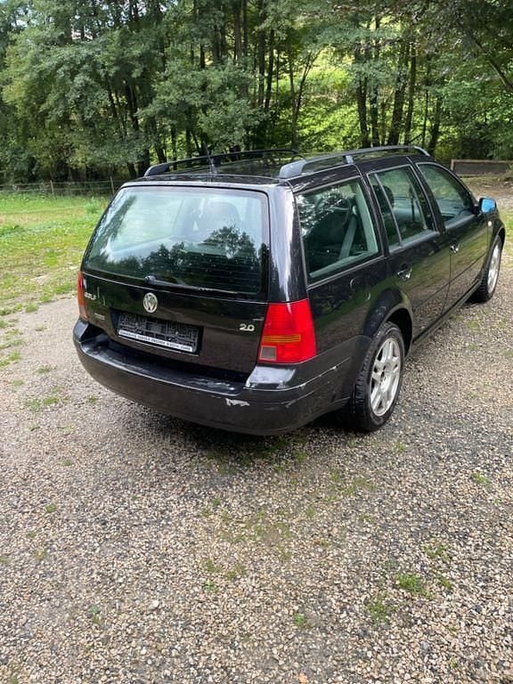 Schwarz Gebraucht 1999 VW Golf IV Kombi | 600 € (Superpreis) - Bild 1/4