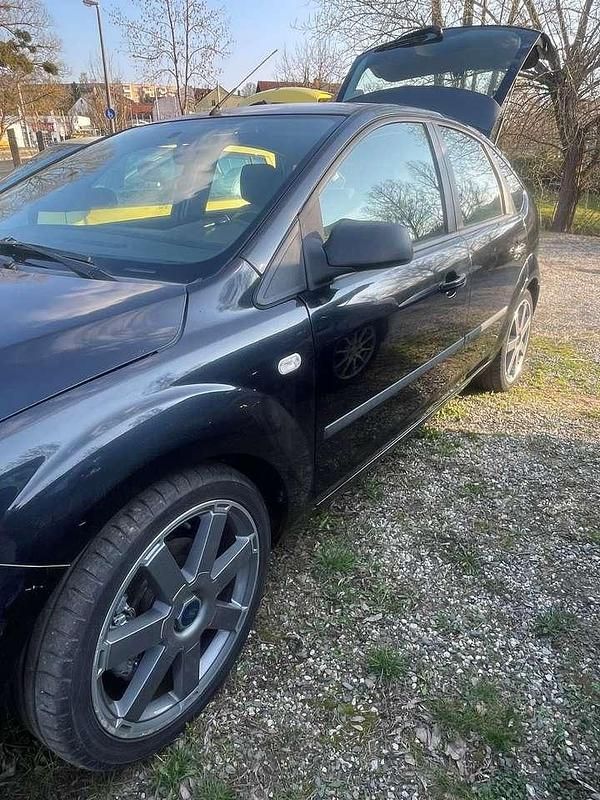 Gebraucht Ford Focus Sport 145 PS (106 kW) 2005 Kleinwagen