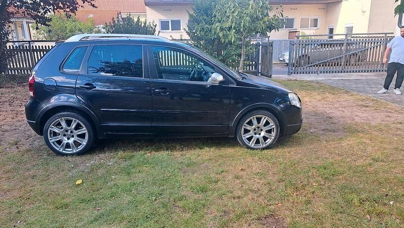 Schwarz Gebraucht 2008 VW Polo Cross Kleinwagen | 1.699 € (Superpreis) - Bild 1/4