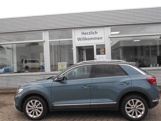 Grün Gebraucht 2022 VW T-Roc Style SUV | 25.999 € (Fairer Preis) - Bild 1/4