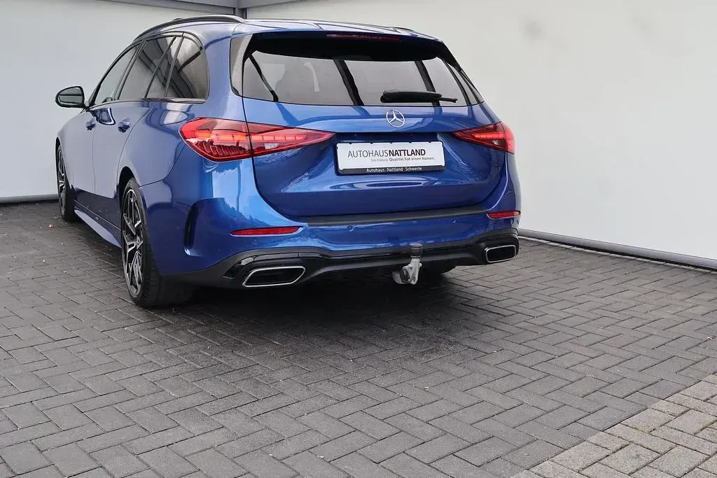 Gebraucht Mercedes 220 AMG line 197 PS (144 kW) 2025 Blau Limousine