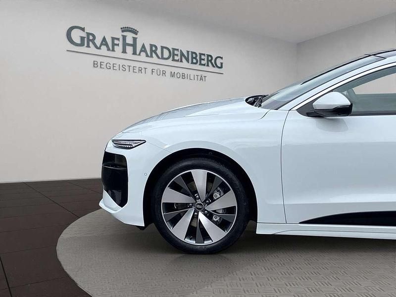 Gebraucht Audi A6 e-tron S-Line 269 kW (367 PS) 2026 Gletscherweiss metallic Kombi