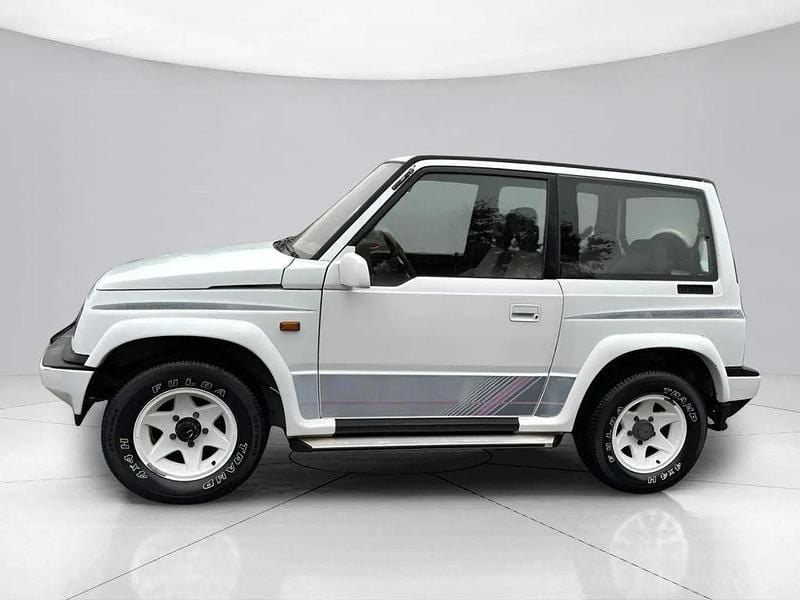 Gebraucht Suzuki Vitara 82 PS (60 kW) 1990 Weiß Kleinwagen