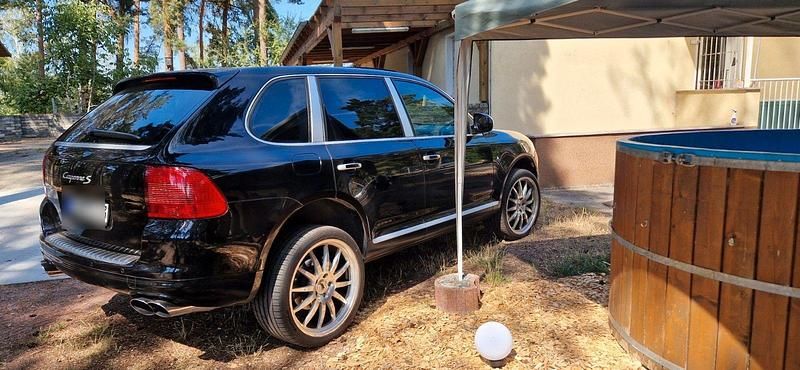 Schwarz Gebraucht 2005 Porsche Cayenne S SUV | 15.000 € (Teuer) - Bild 1/4