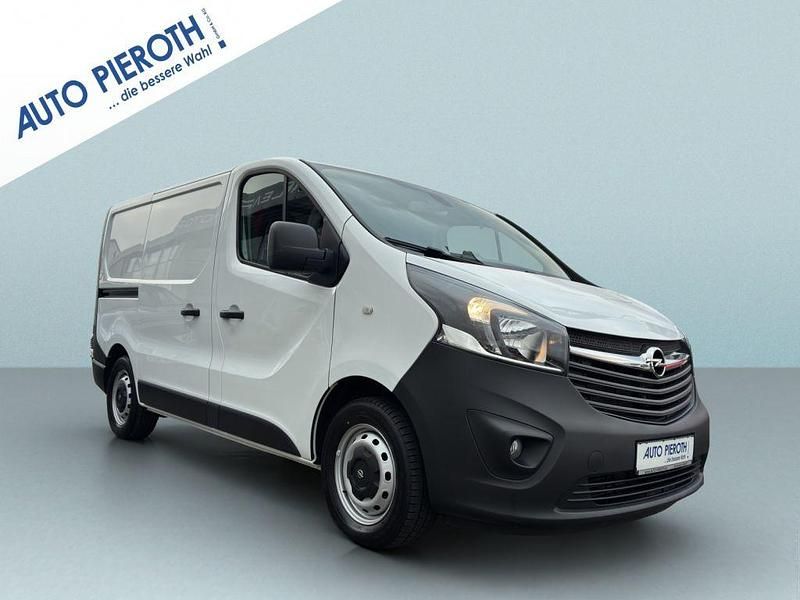 Gebraucht Opel Vivaro S 145 PS (106 kW) 2018 Weiß Van / Kleinbus