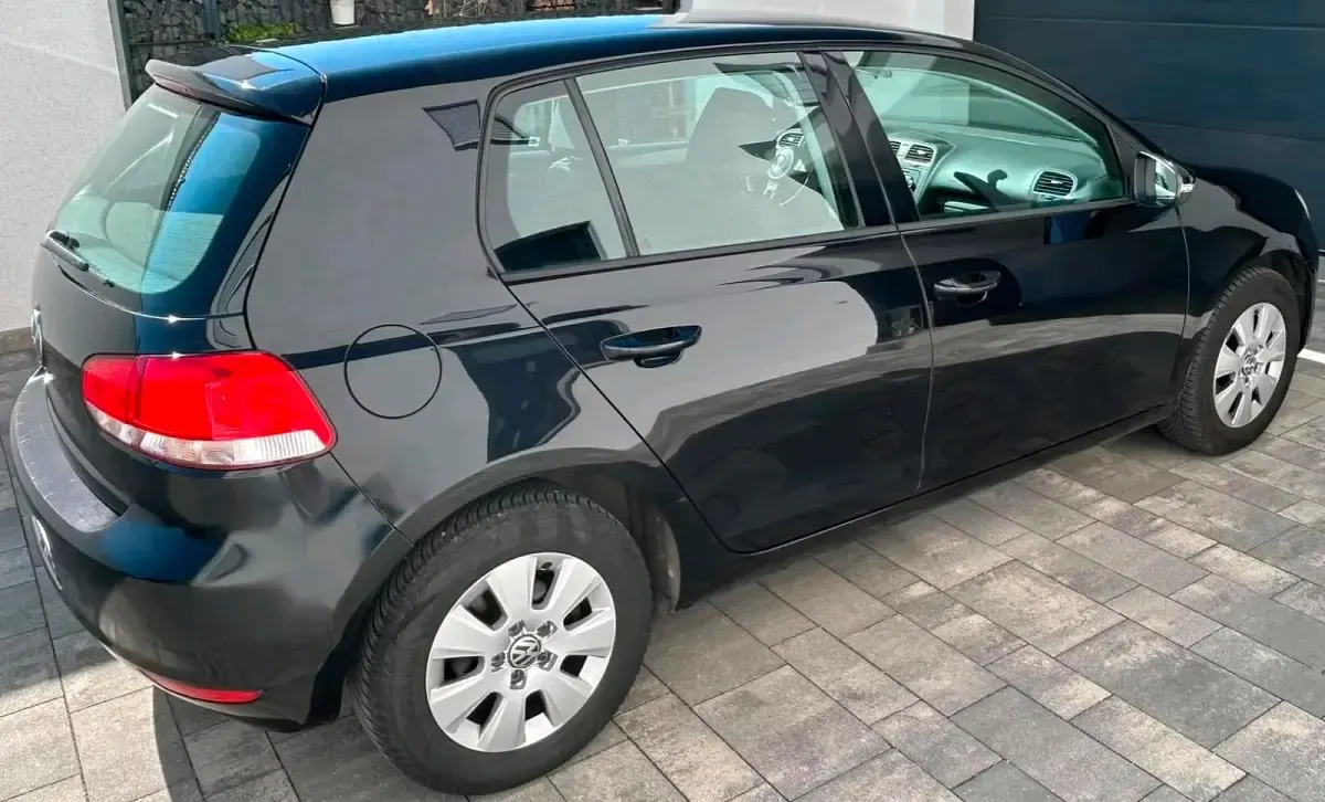 Gebraucht VW Golf VI 80 PS (58 kW) 2011 Schwarz Kombi