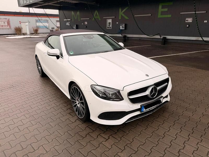 Gebraucht Mercedes E200 184 PS (135 kW) 2018 Weiß Cabrio