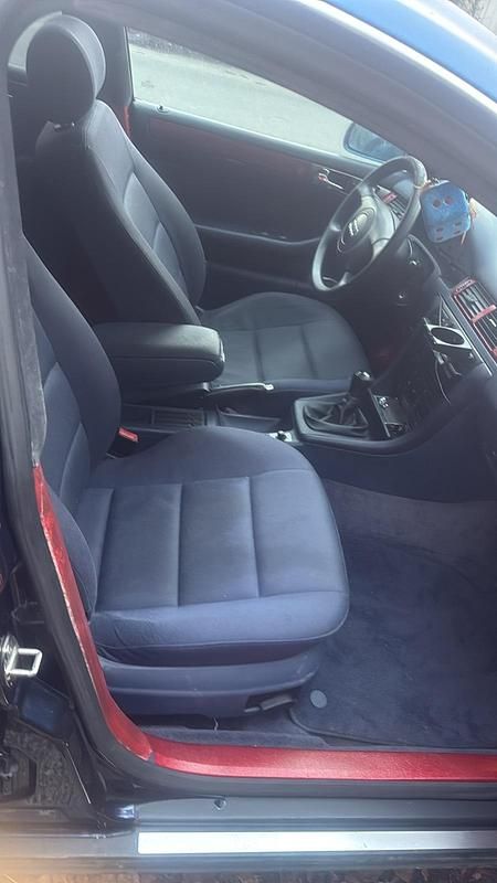 Blau Gebraucht 1998 Audi A6 Limousine | 900 € (Guter Preis) - Bild 1/4