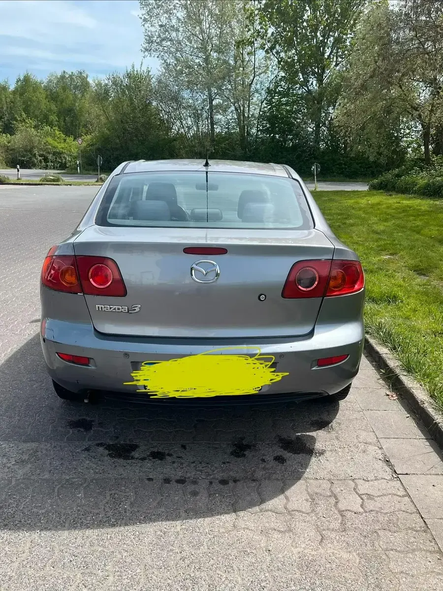 Usata Mazda 3 105 CV (77 kW) 2004 Grigio Berlina