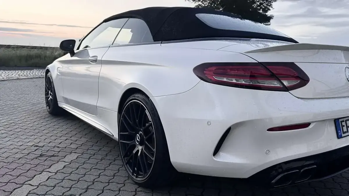 Gebraucht Mercedes C63S AMG AMG 510 PS (375 kW) 2021 Weiß Cabrio