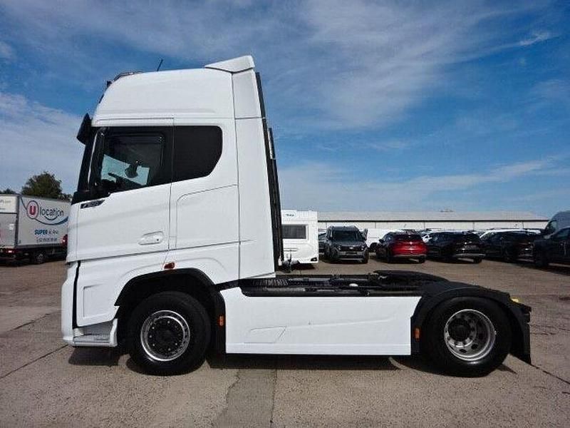 Gebraucht Ford S-MAX S 368 PS (270 kW) 2023 Weiss Van / Kleinbus