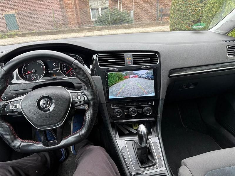 Gebraucht VW Golf VII Trendline 110 PS (80 kW) 2015 Weiß Limousine