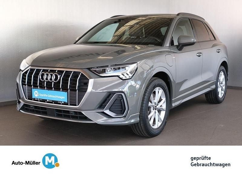 Gebraucht Audi Q3 S-Line 245 PS (180 kW) 2022 Chronosgrau metallic (metallic) SUV