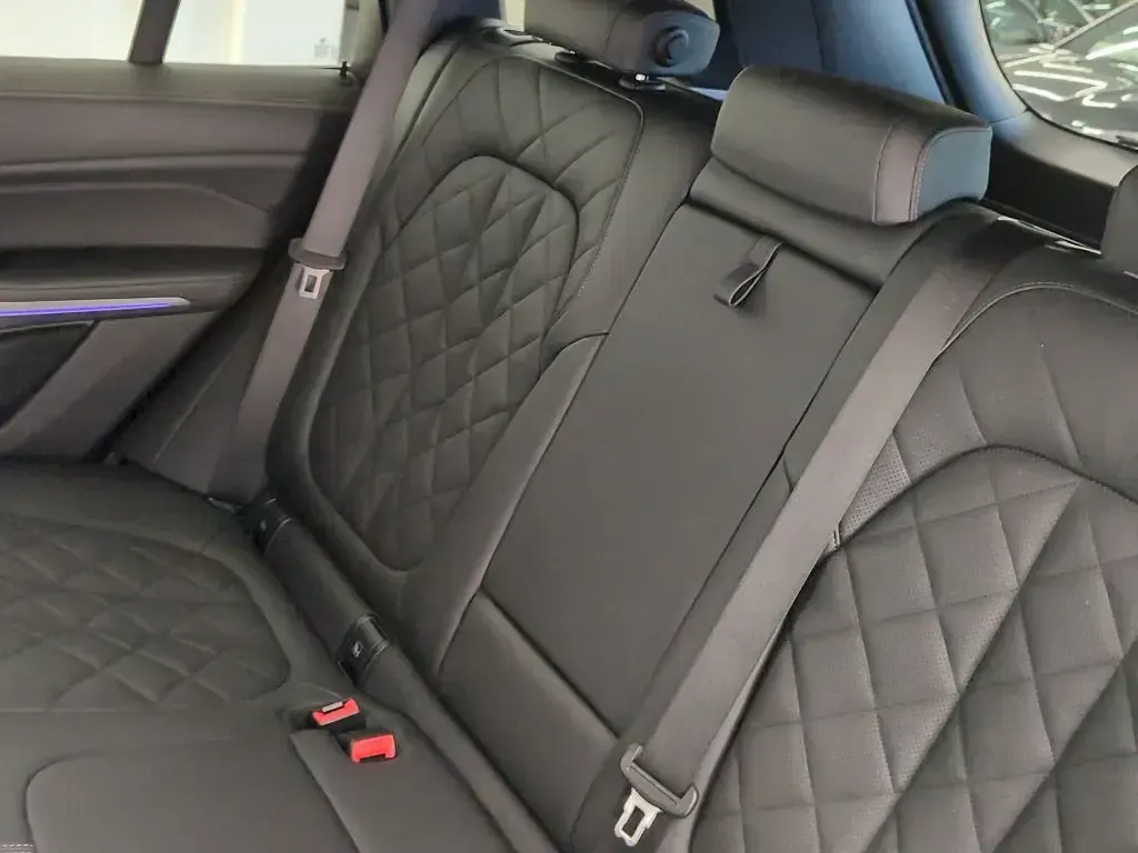Gebraucht BMW X5 M Sport 286 PS (210 kW) 2024 Carbonschwarz metallic SUV