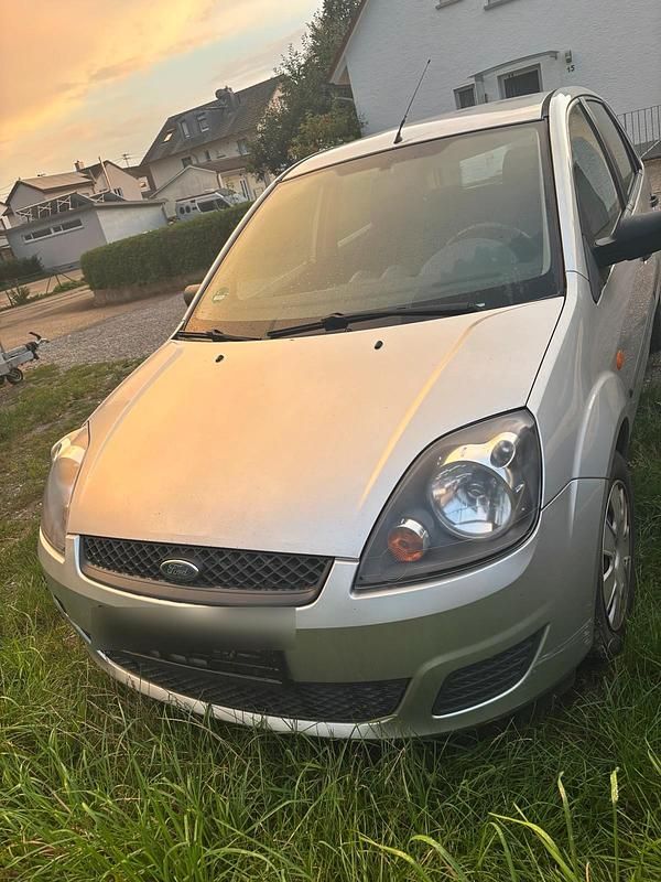 Gebraucht 2007 Ford Fiesta Kleinwagen | 400 € - Bild 1/4