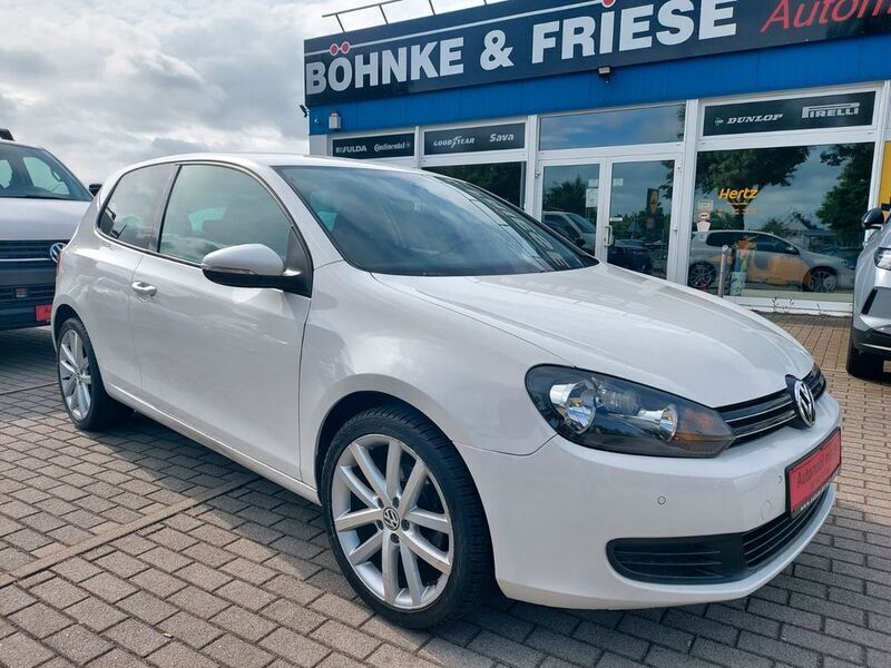 Weiß Gebraucht 2009 VW Golf VI Comfortline Limousine | 4.799 € (Guter Preis) - Bild 1/4
