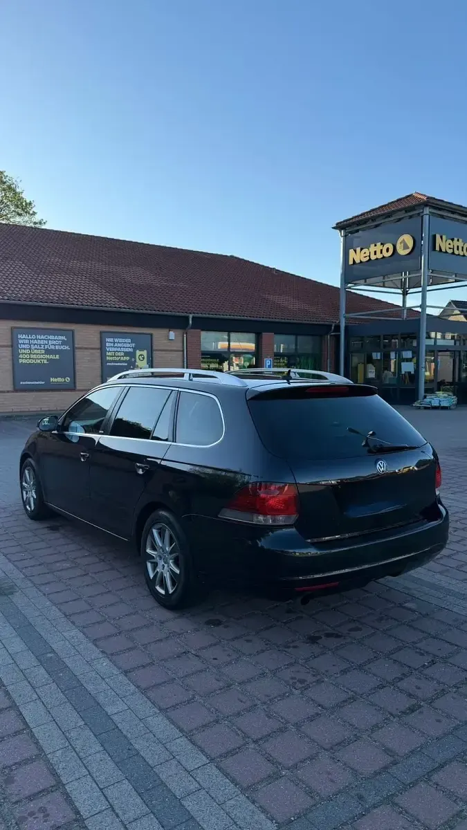 Gebraucht VW Golf VI Style 105 PS (77 kW) 2011 Blau Kleinwagen