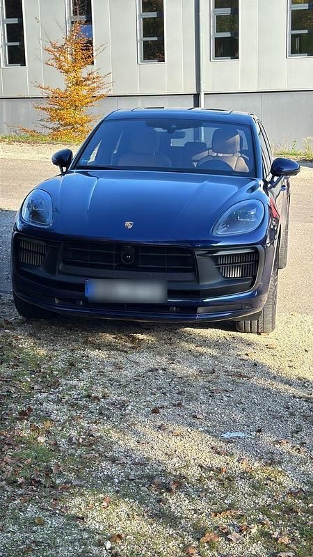 Blau Gebraucht 2024 Porsche Macan GTS SUV | 99.490 € (Superpreis) - Bild 1/4