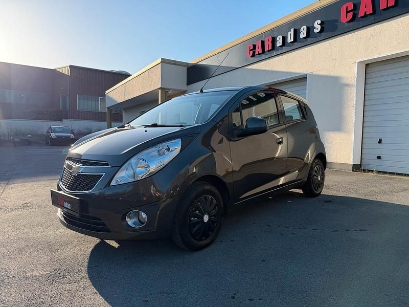 Gebraucht Chevrolet Spark 68 PS (50 kW) 2010 Grau Kleinwagen