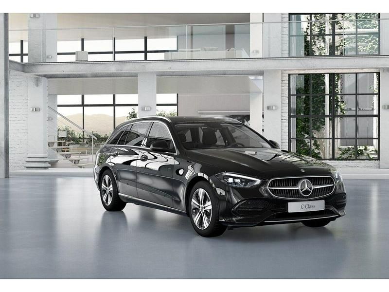 Gebraucht Mercedes C300e 204 PS (150 kW) 2023 Unbekannt Kombi