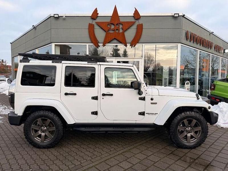Weiss Gebraucht 2017 Jeep Wrangler SUV | 32.950 € (Fairer Preis) - Bild 1/4