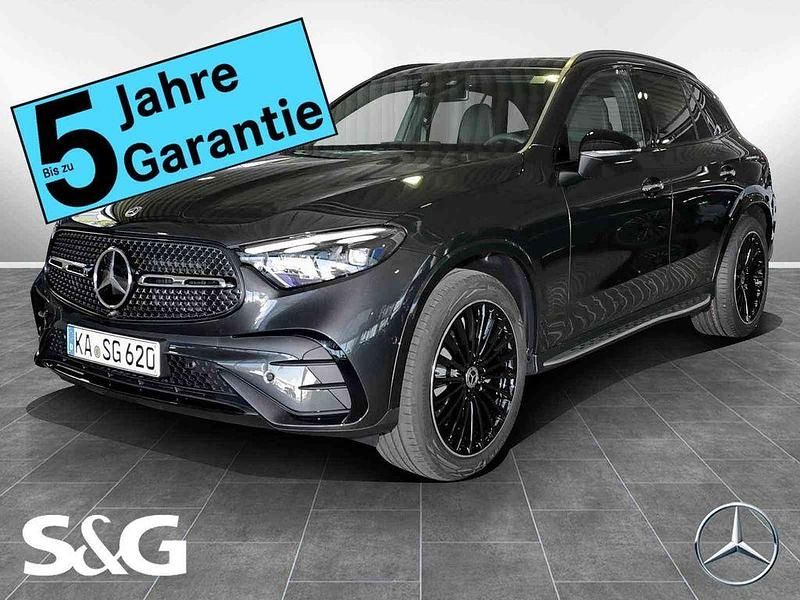 Graphitgrau Gebraucht 2024 Mercedes GLC300 AMG SUV | 61.749 € (Fairer Preis) - Bild 1/4