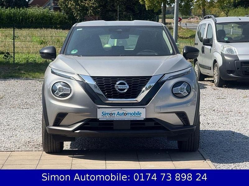 Silber Gebraucht 2021 Nissan Juke Visia SUV | 13.799 € (Guter Preis) - Bild 1/4