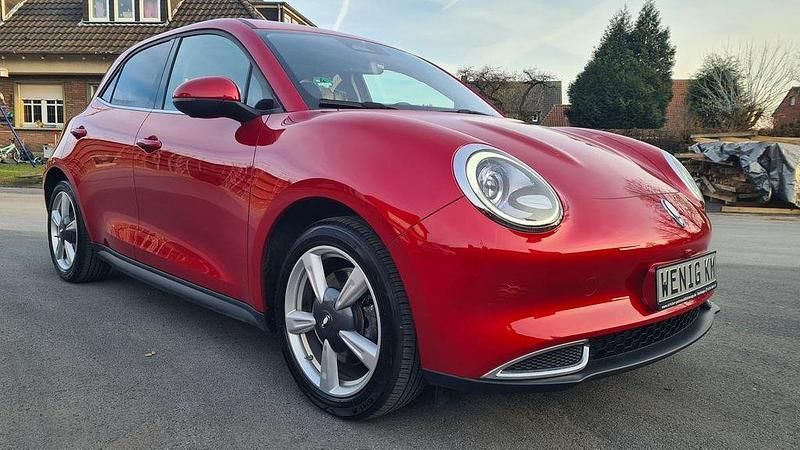 Gebraucht Ora Funky Cat 300 Pro 125 kW (171 PS) 2023 Galaxy rot Kleinwagen