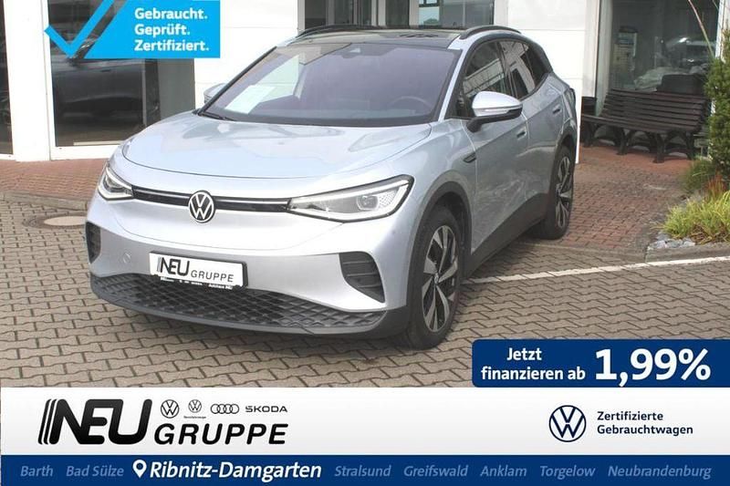 Scale silver (metallic) Gebraucht 2023 VW ID.4 Pro Performance SUV | 33.979 € (Fairer Preis) - Bild 1/4