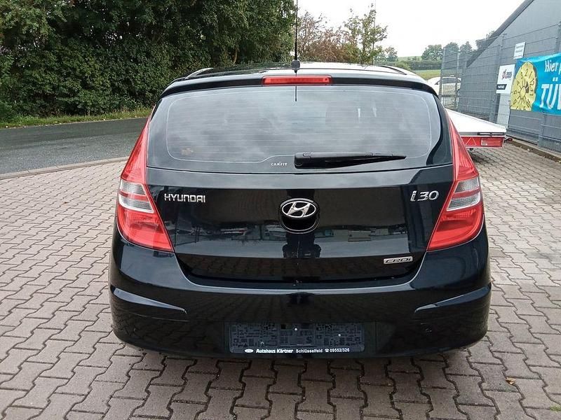 Gebraucht Hyundai i30 Classic 116 PS (85 kW) 2007 Schwarz Limousine