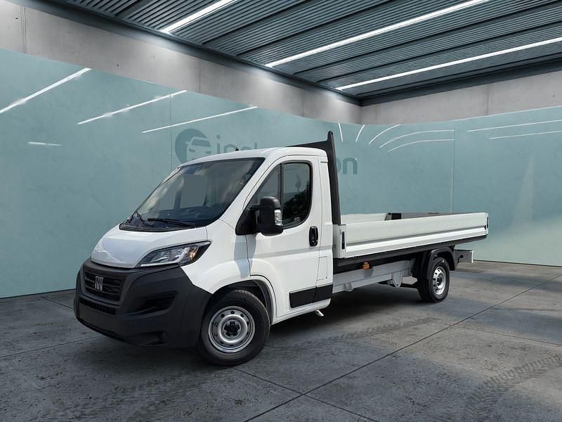 Weiß Gebraucht 2023 Fiat Ducato Van | 39.899 € (Teuer) - Bild 1/4