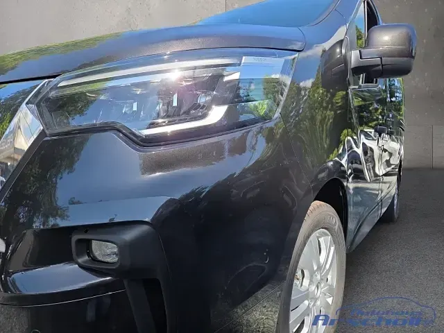 Neu Nissan Primastar 360º 150 PS (110 kW) 2025 Schwarz Van / Kleinbus