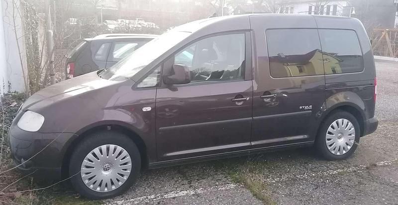 Braun Gebraucht 2010 VW Caddy Edition Van / Kleinbus | 5.999 € (Superpreis) - Bild 1/4