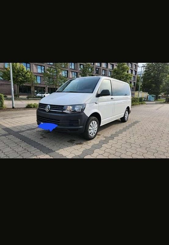 Weiß Gebraucht 2017 VW T6 Trendline Van | 27.999 € (Teuer) - Bild 1/4