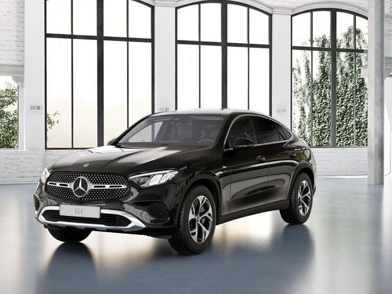 Gebraucht Mercedes GLC300e Avantgarde 197 PS (144 kW) 2025 Metalliclack obsidianschwarz Coupé