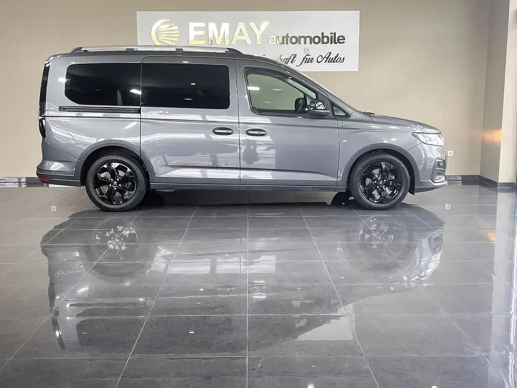 Gebraucht Ford Tourneo Active 122 PS (89 kW) 2023 Cyclone graphite grey Van / Kleinbus