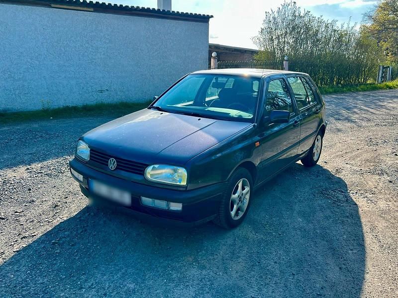 Gebraucht VW Golf III 75 PS (55 kW) 1993 Violet Kleinwagen