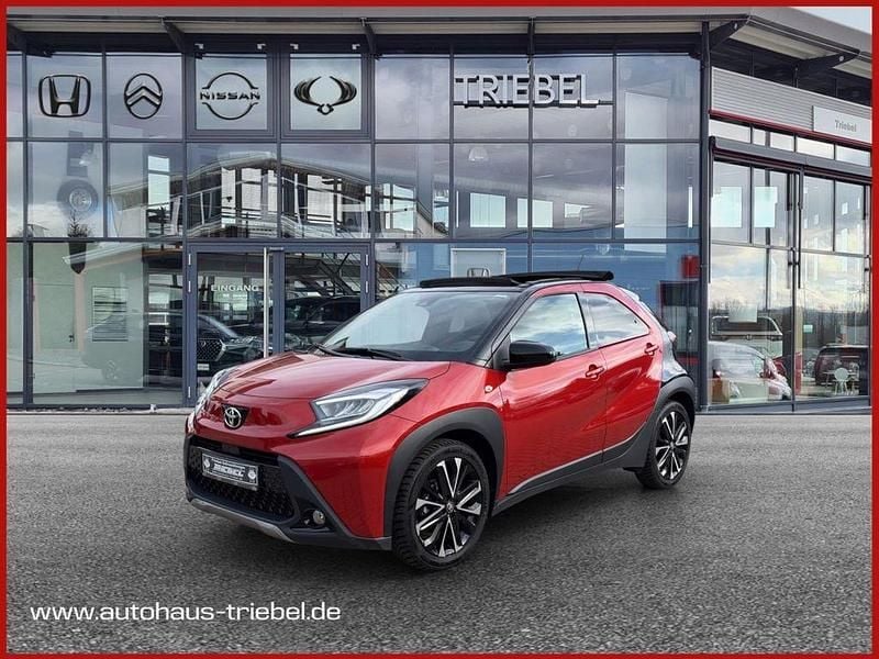 Gebraucht Toyota Aygo 72 PS (52 kW) 2022 Rot Kleinwagen