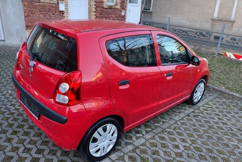 Gebraucht Nissan Pixo 68 PS (50 kW) 2011 Rot Kleinwagen