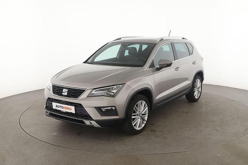 Grau Gebraucht 2017 Seat Ateca XCELLENCE SUV | 16.680 € (Fairer Preis) - Bild 1/3