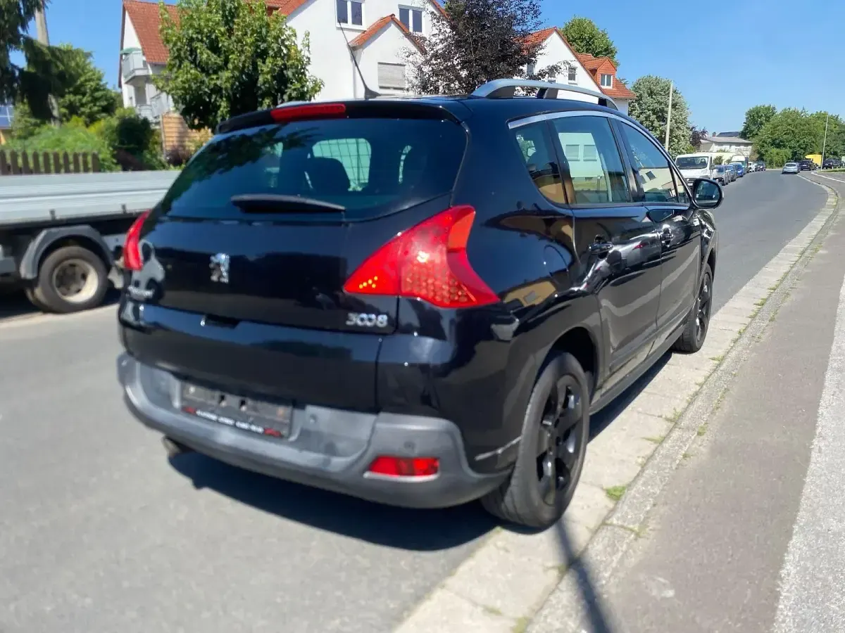Gebraucht Peugeot 3008 Premium 120 PS (88 kW) 2010 Schwarz Kombi