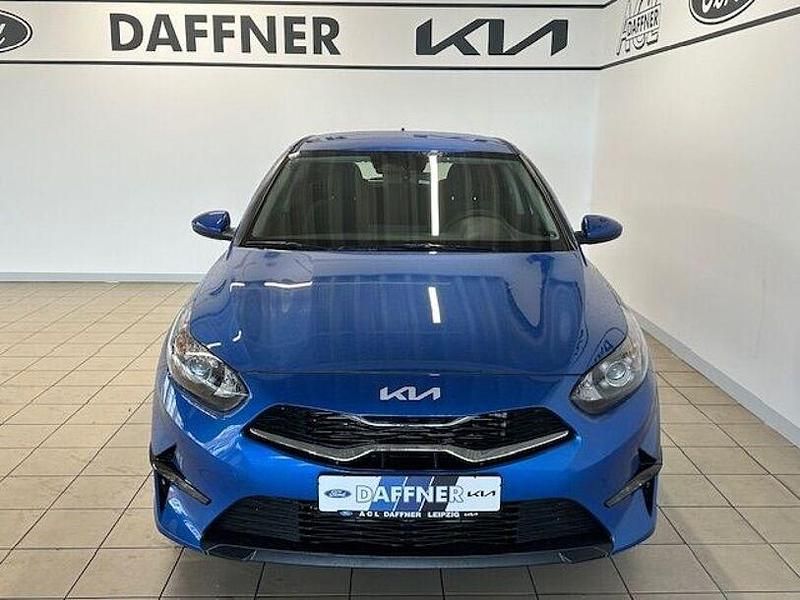 Gebraucht Kia Ceed Vision 101 PS (74 kW) 2024 Blau Kleinwagen
