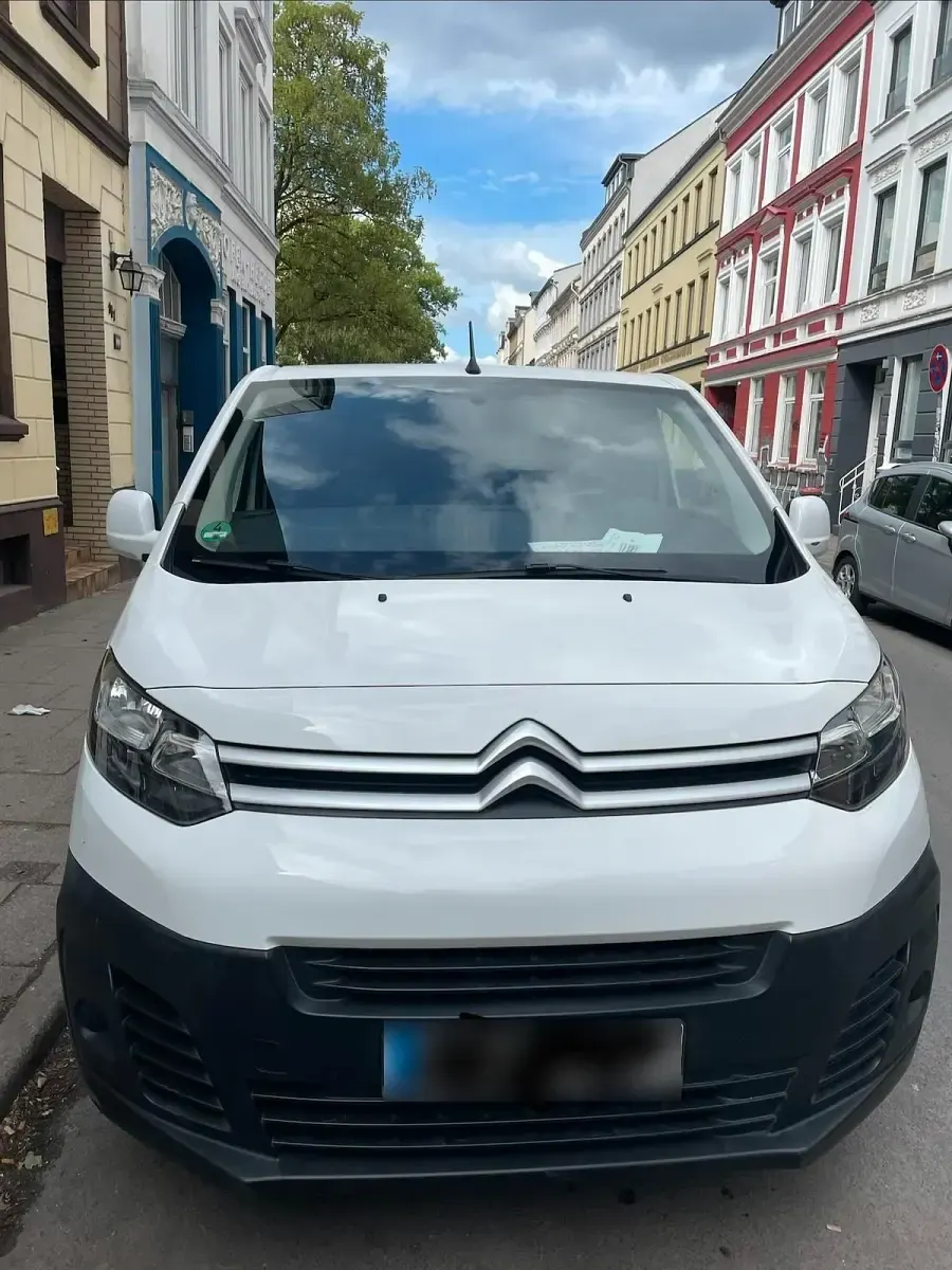 Używany Citroën Jumpy 115 KM (84 kW) 2016 Biały Minivan