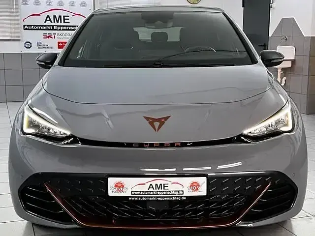 Second-hand Cupra Born 150 kW (204 CP) 2022 Gri Hatchback