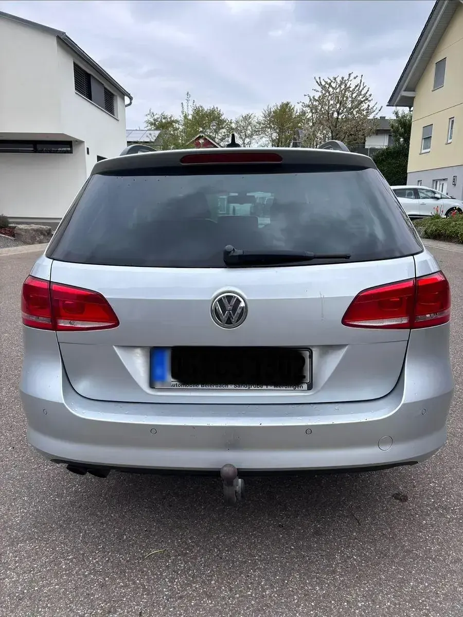 Usata VW Passat 140 CV (102 kW) 2012 Argento Station wagon