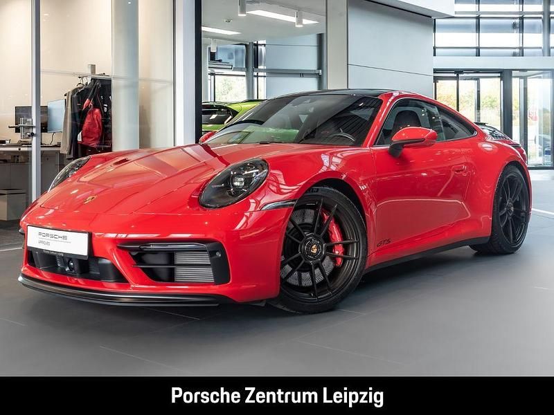 Rot Gebraucht 2023 Porsche 911 Carrera 4 GTS Coupé | 149.800 € (Superpreis) - Bild 1/4